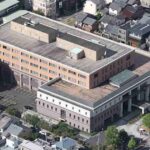 レス2番のリンク先のサムネイル画像